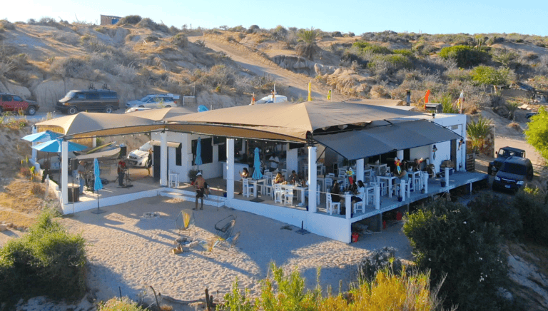 Shade at La Fortuna Review: Beach Front  Bar & Grill